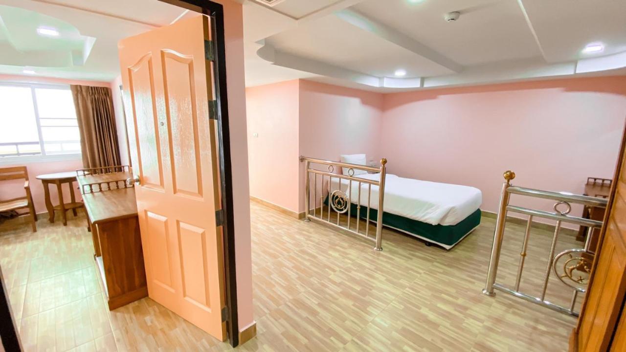 A.A.芭堤雅金色海滩酒店 芭達亞 外观 照片